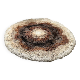 Round vintage wool rug