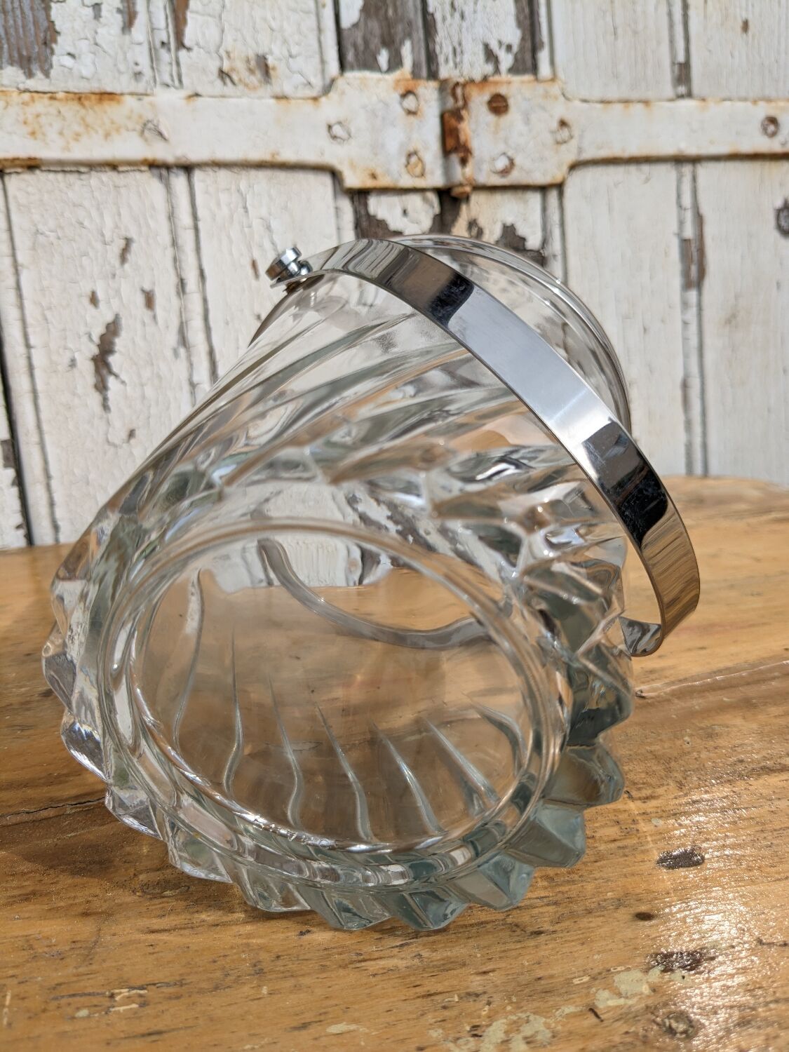 Ice bucket, vintage ice cubes