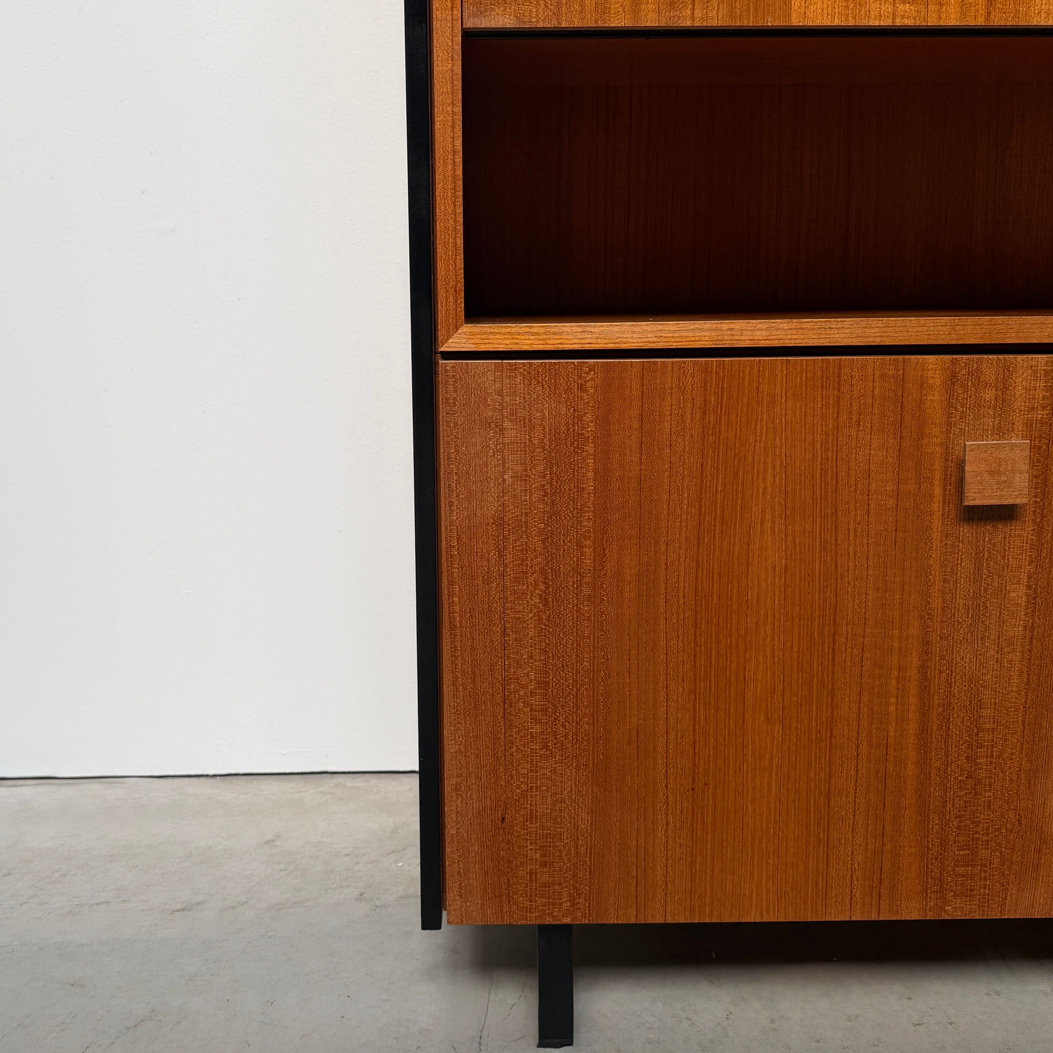 Highboard Barschrank