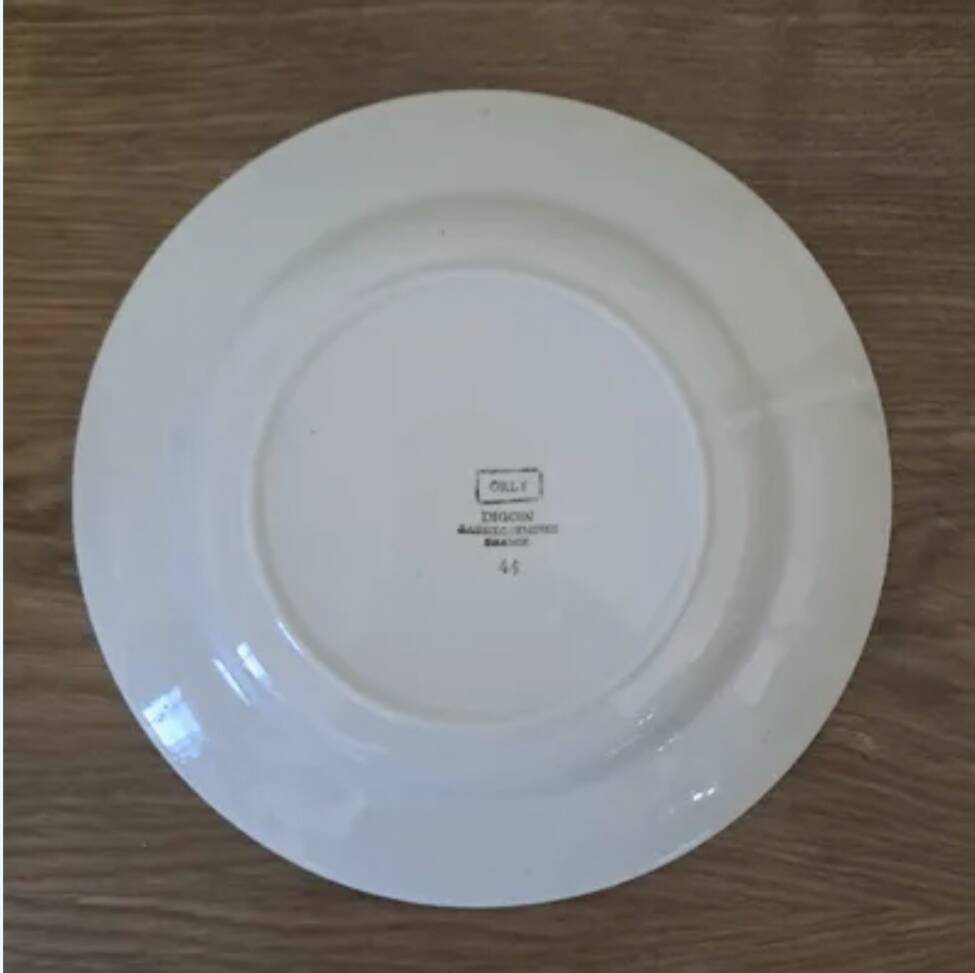 7 assiettes plates Digoin Sarreguemines modèle Orly
