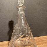 Piriform carafe in cut crystal