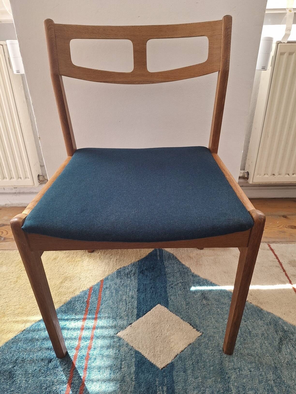 Set of Danish oak dining chairs with petrol blue covers, 1960s