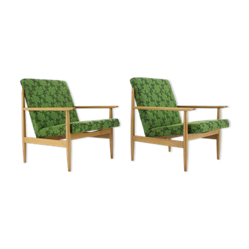 Pair of beech armchairs by ton ,czechoslovakia, 1960