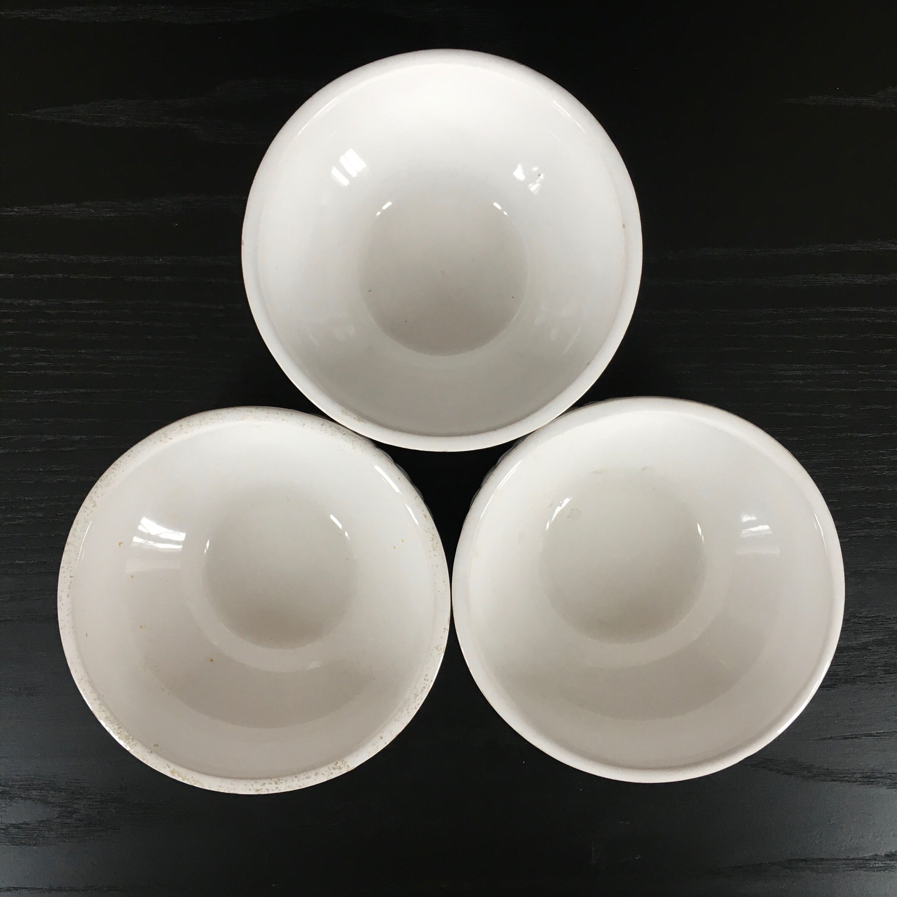 Set of 3 white slip bowls