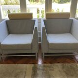 Une paire de fauteuils Eastside par Ettore Sottsass. Édition Knoll.