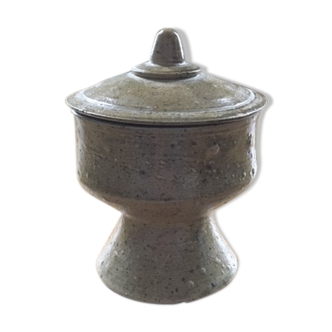 Sandstone pot with lid