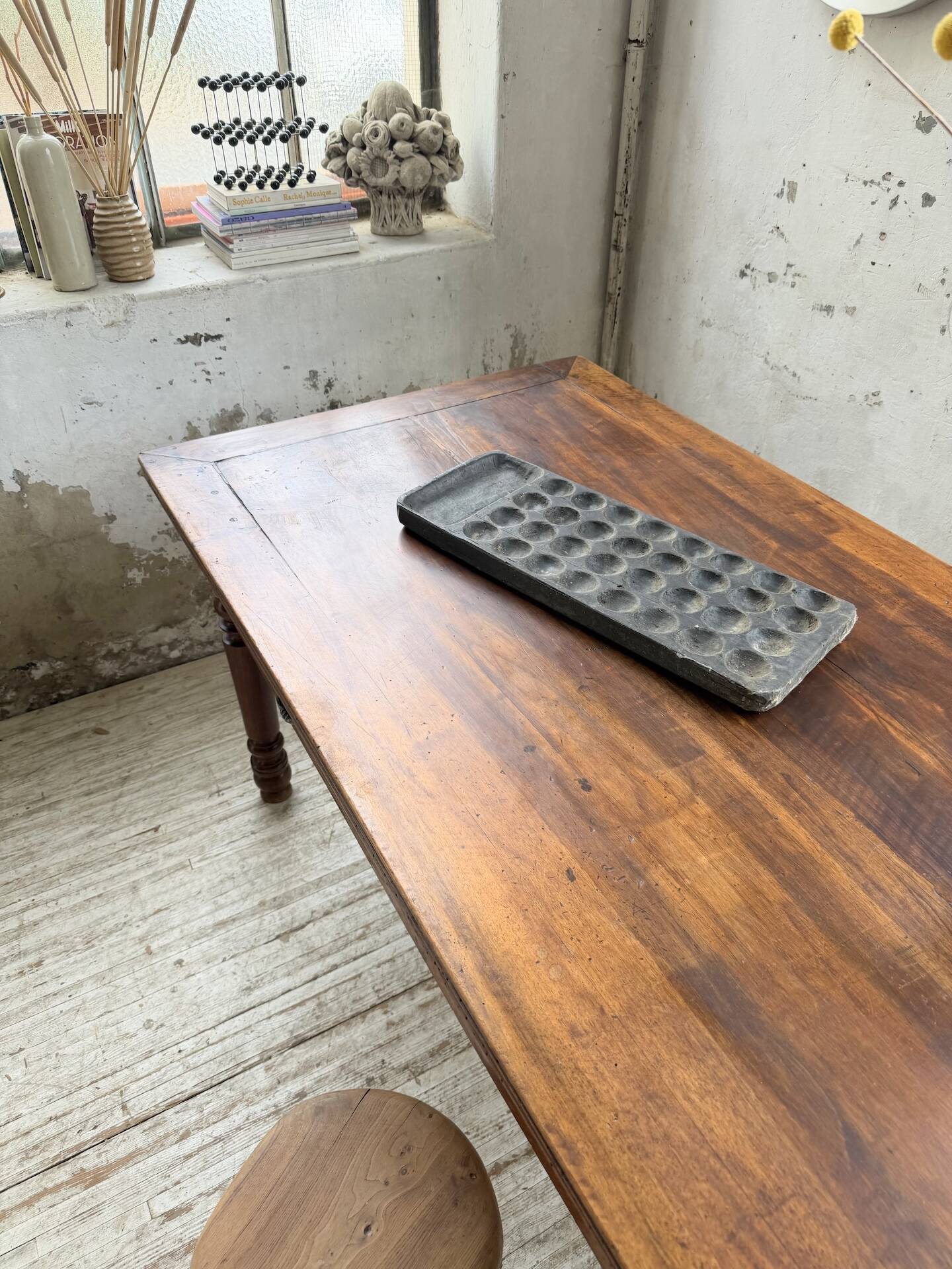 Table de ferme ou table de drapier noyer massif 1900