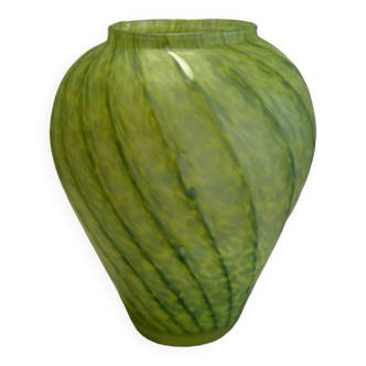 Glass paste vase