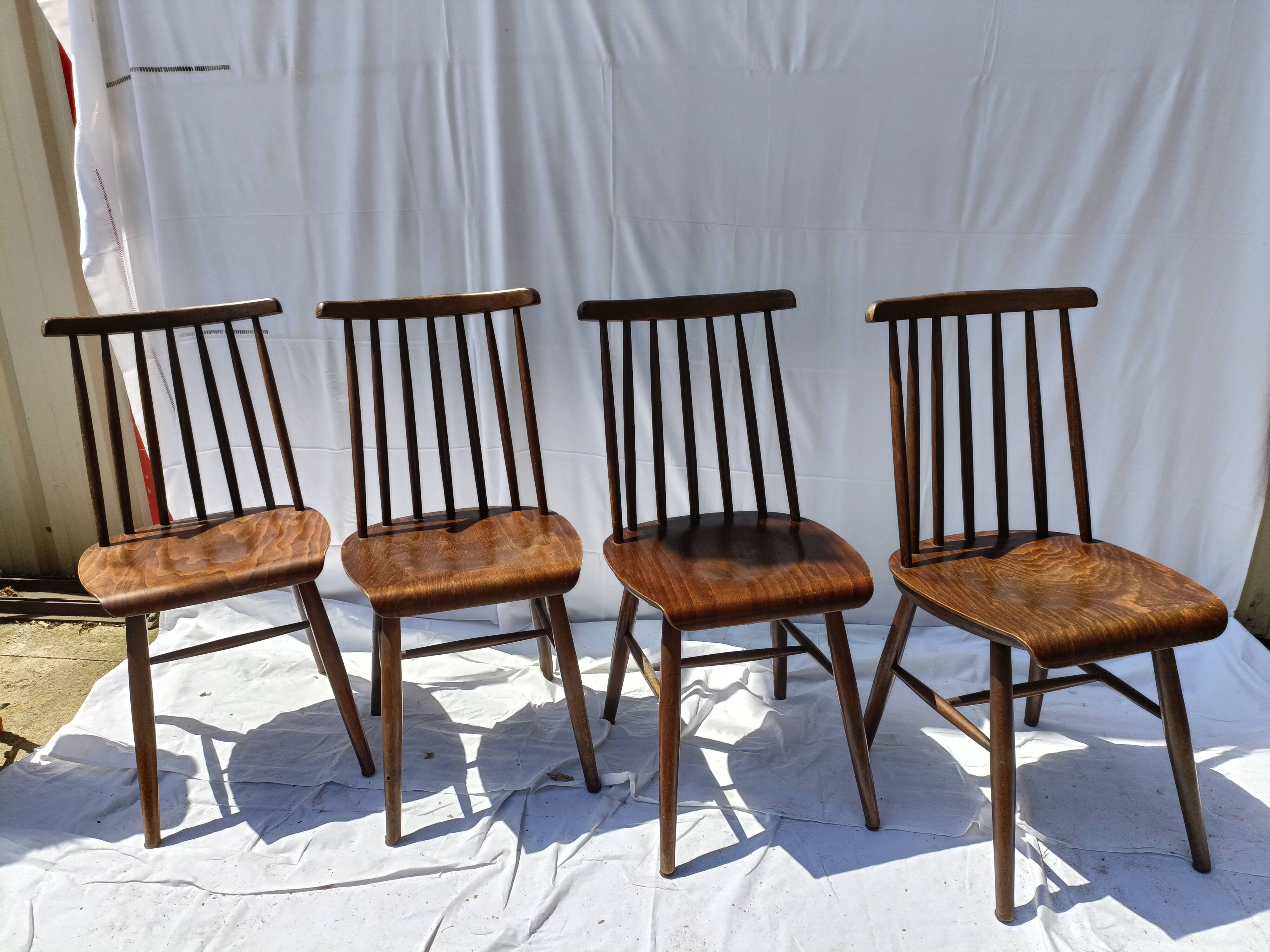 Suite de 4 chaises Fanett d'Ilmari Tapiovaara