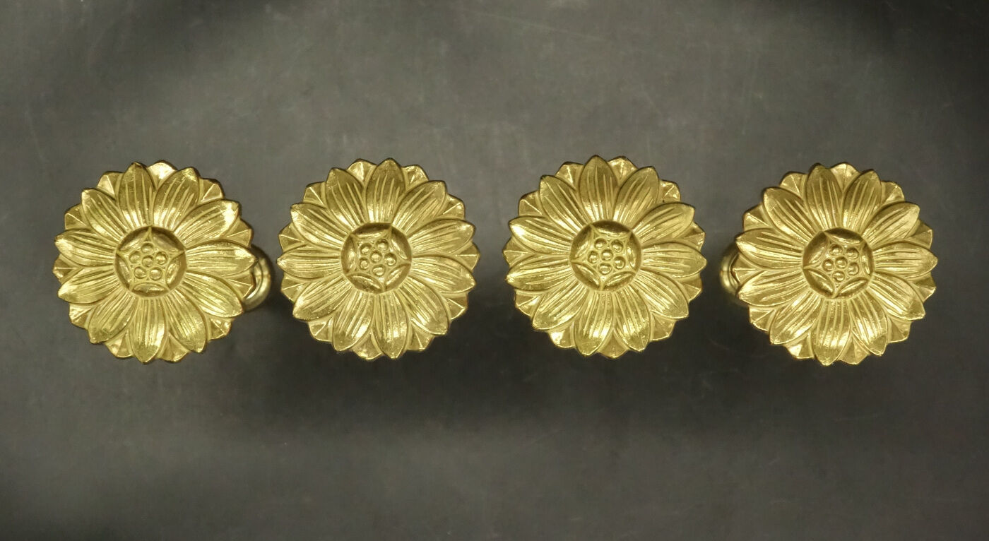 Set of 4 hooks Louis XVI style