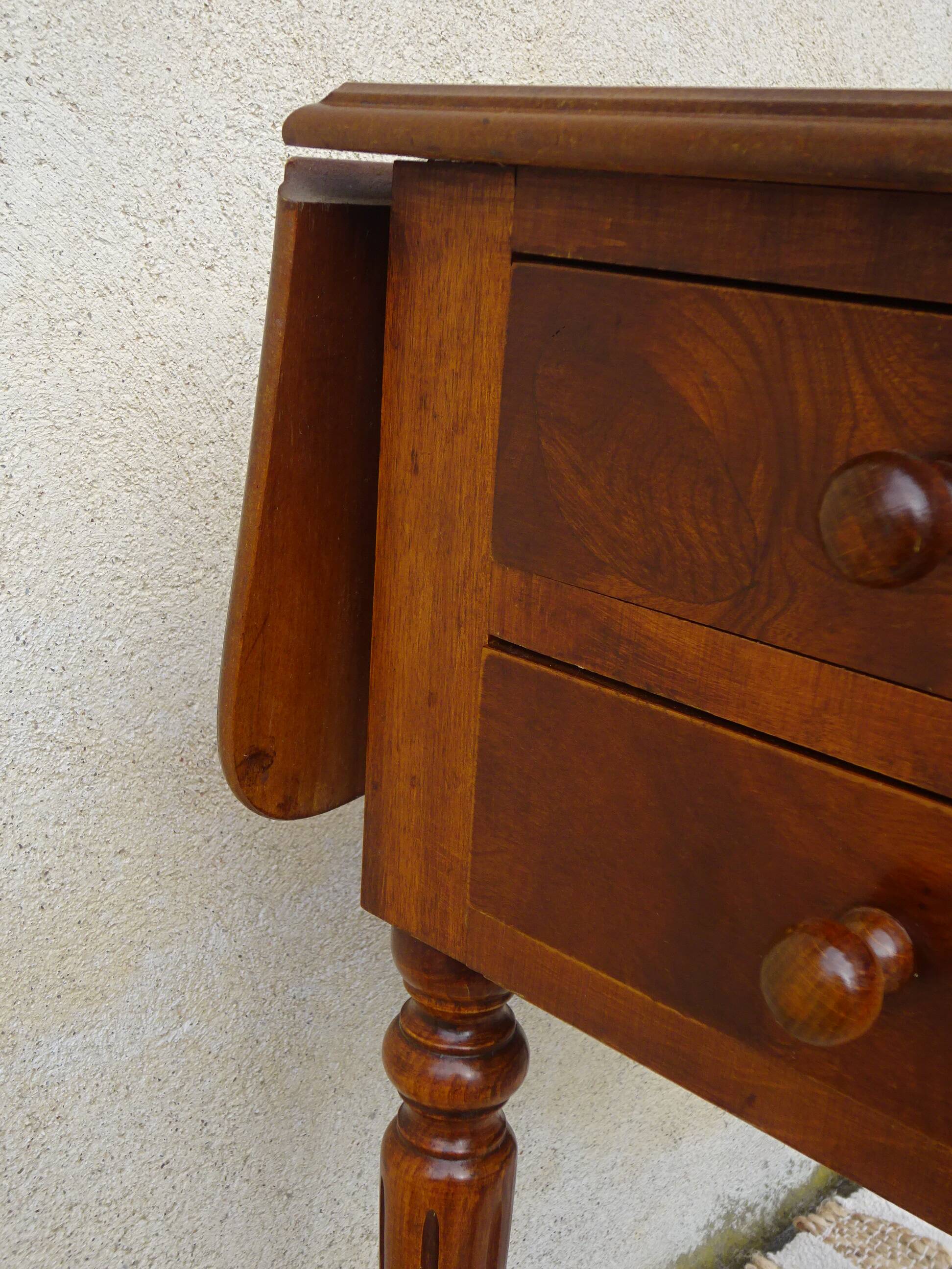 Bedside table with large flap top in burl walnut