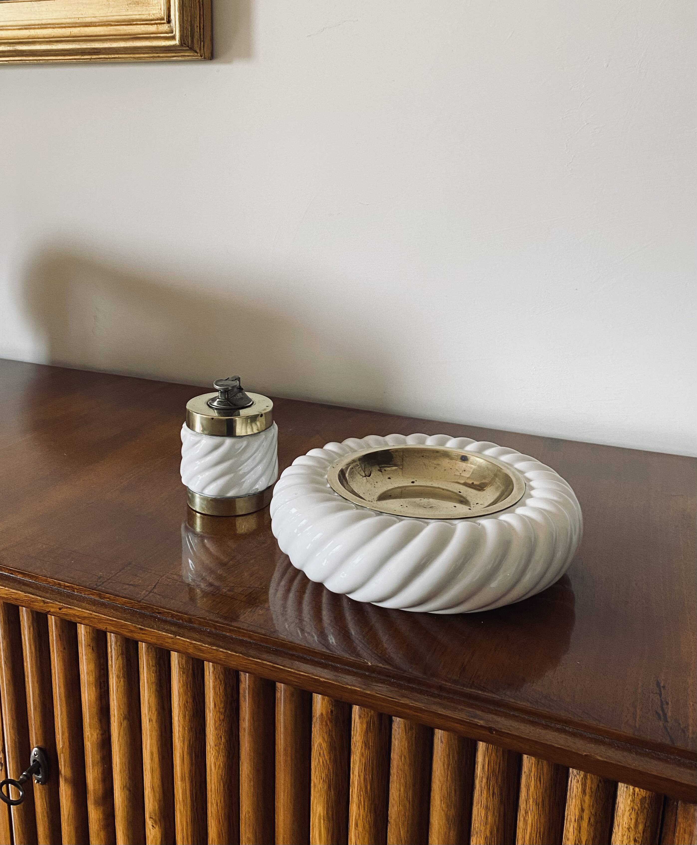 Tommaso Barbi, Smoking set white ashtray and table lighter, B Ceramiche, ca. 1970