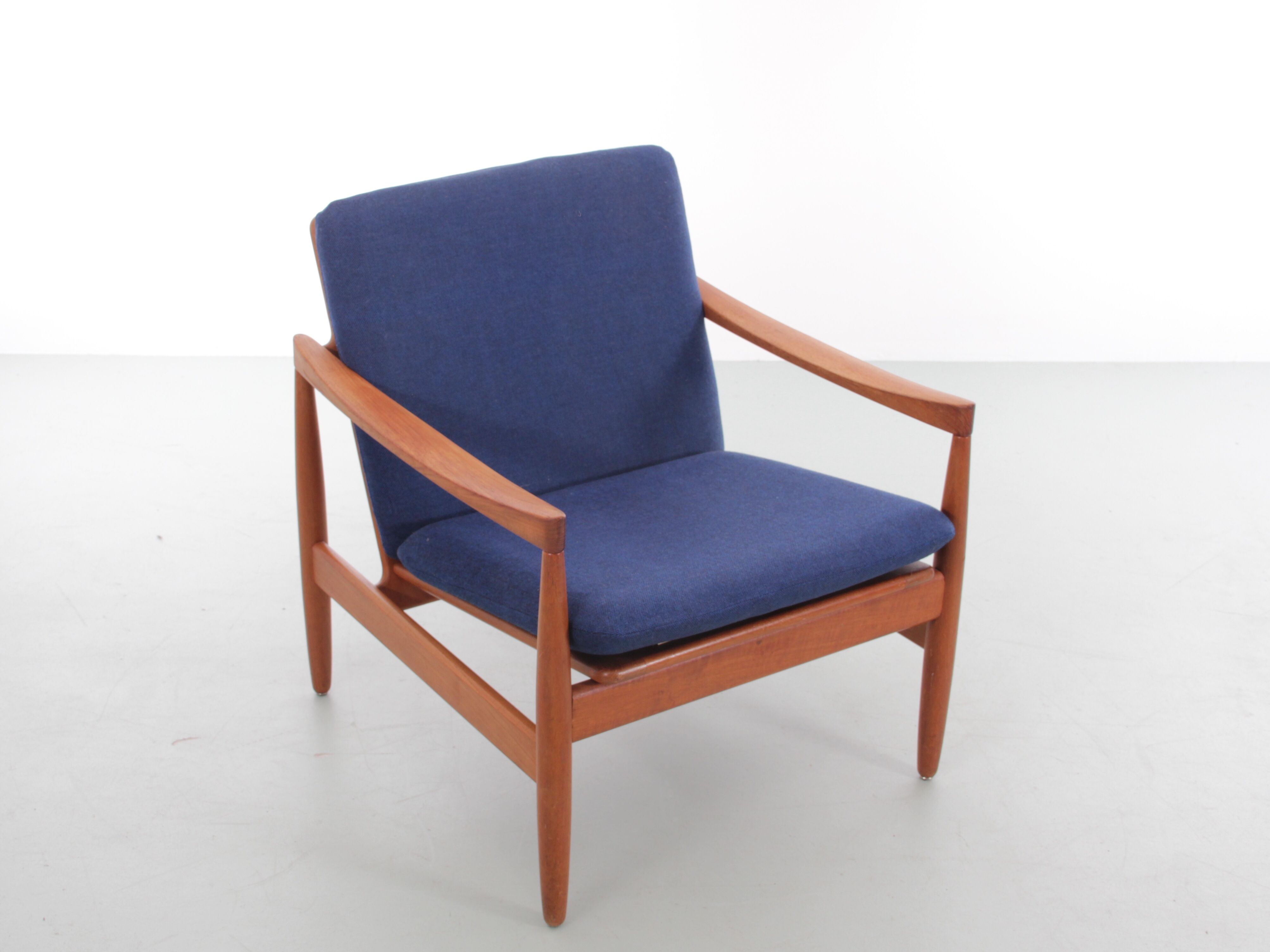 Paire de fauteuils scandinave en teck