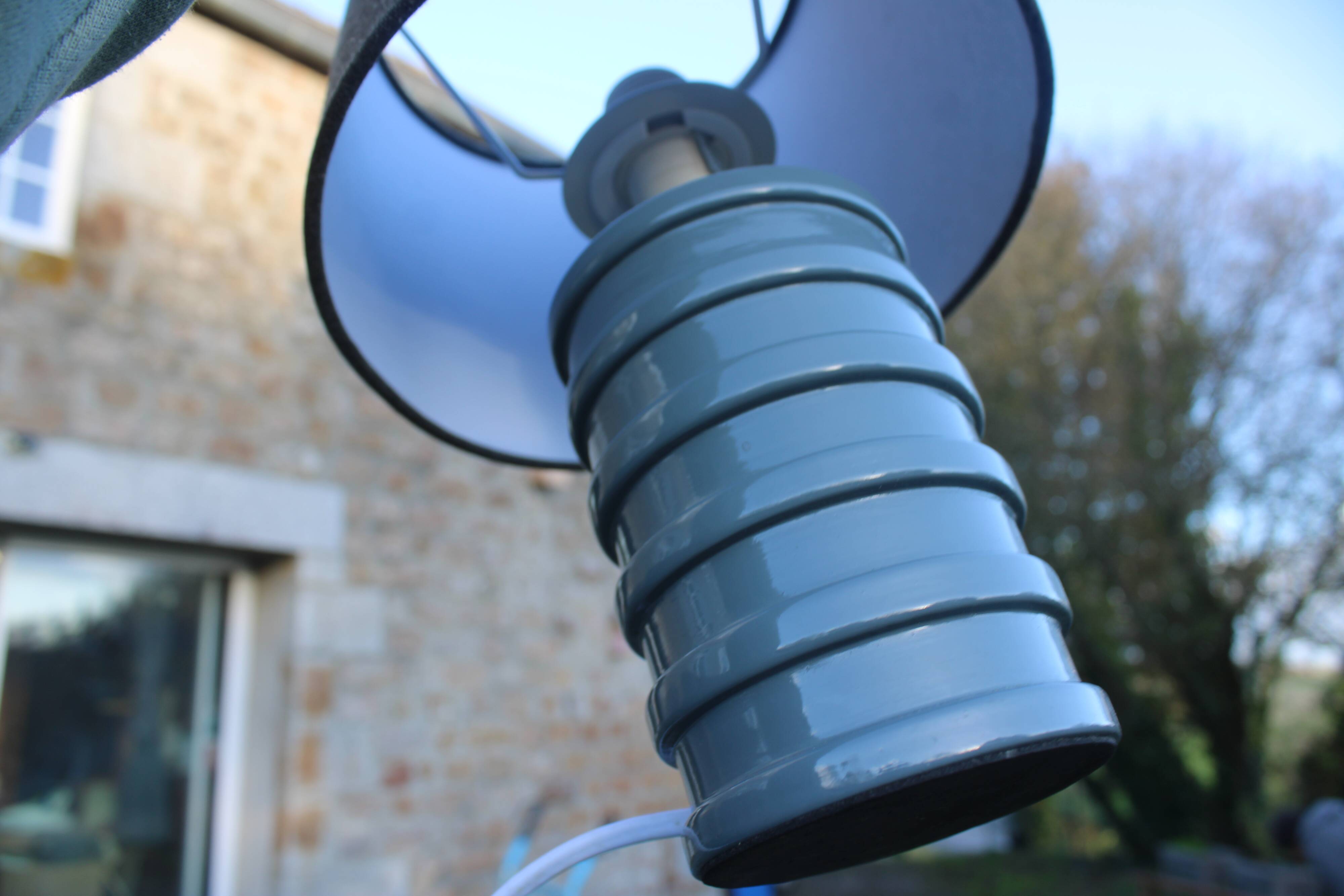 Pair of grey ceramic lamps & mottled grey lampshades – Contemporary design