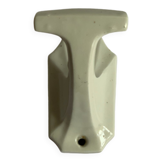 Porcelain hook