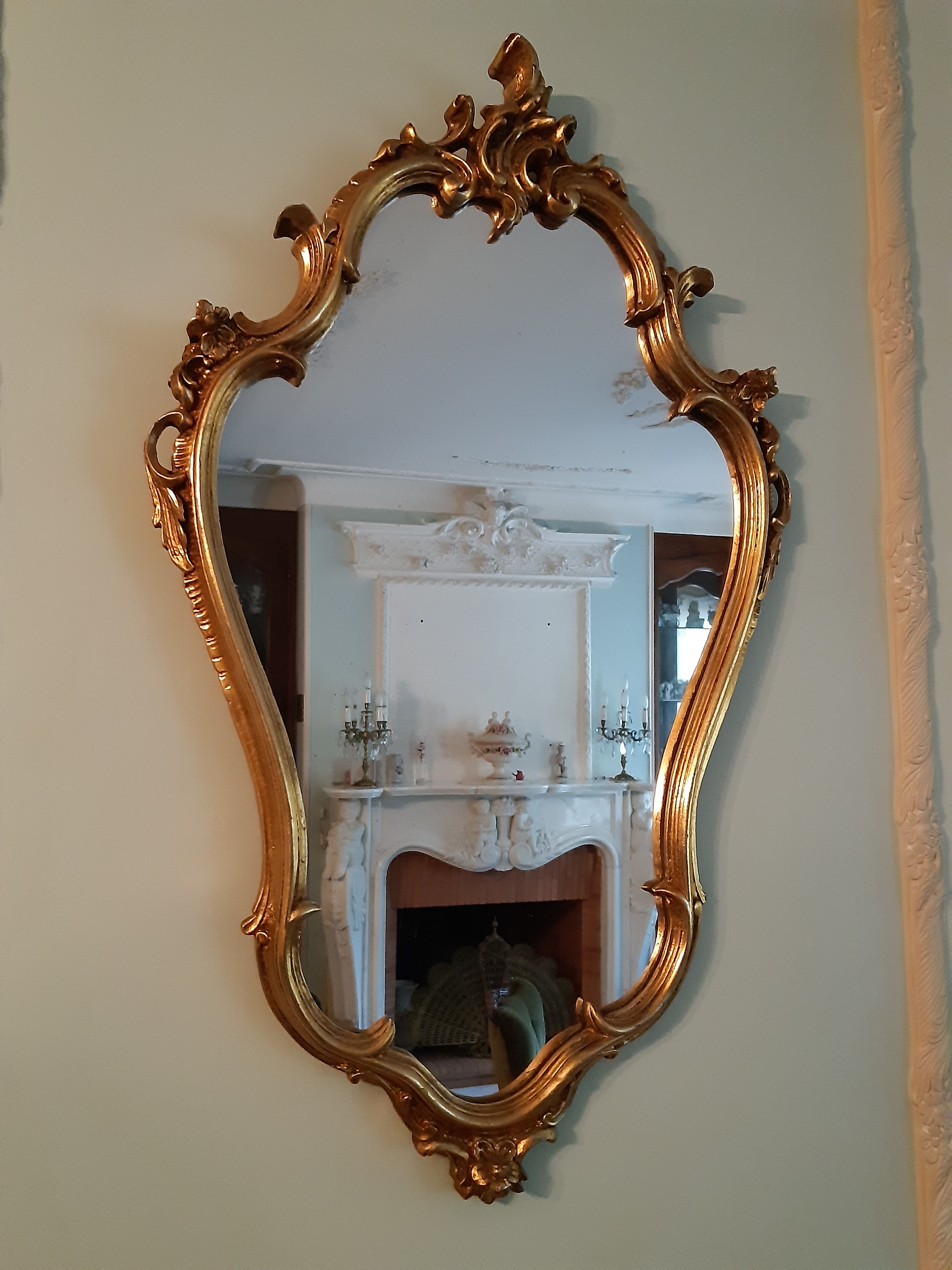 Miroir en bois doré 82x50cm
