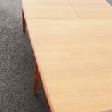 Table à manger extensible scandinave