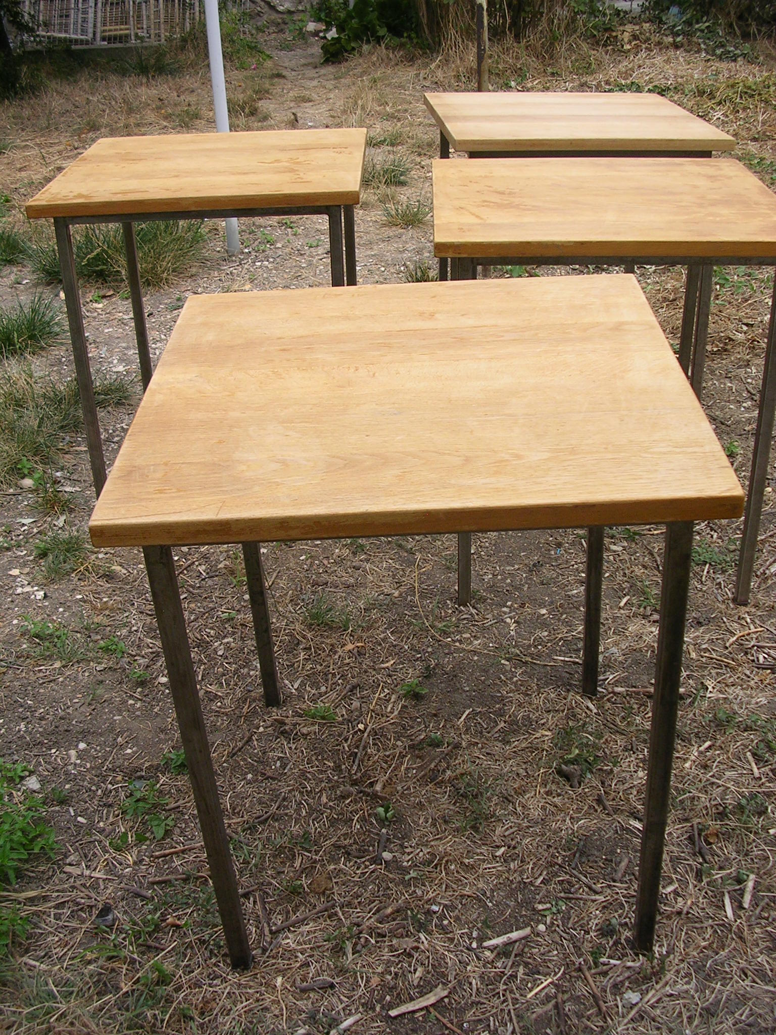 4 tables 1960 wood and metal