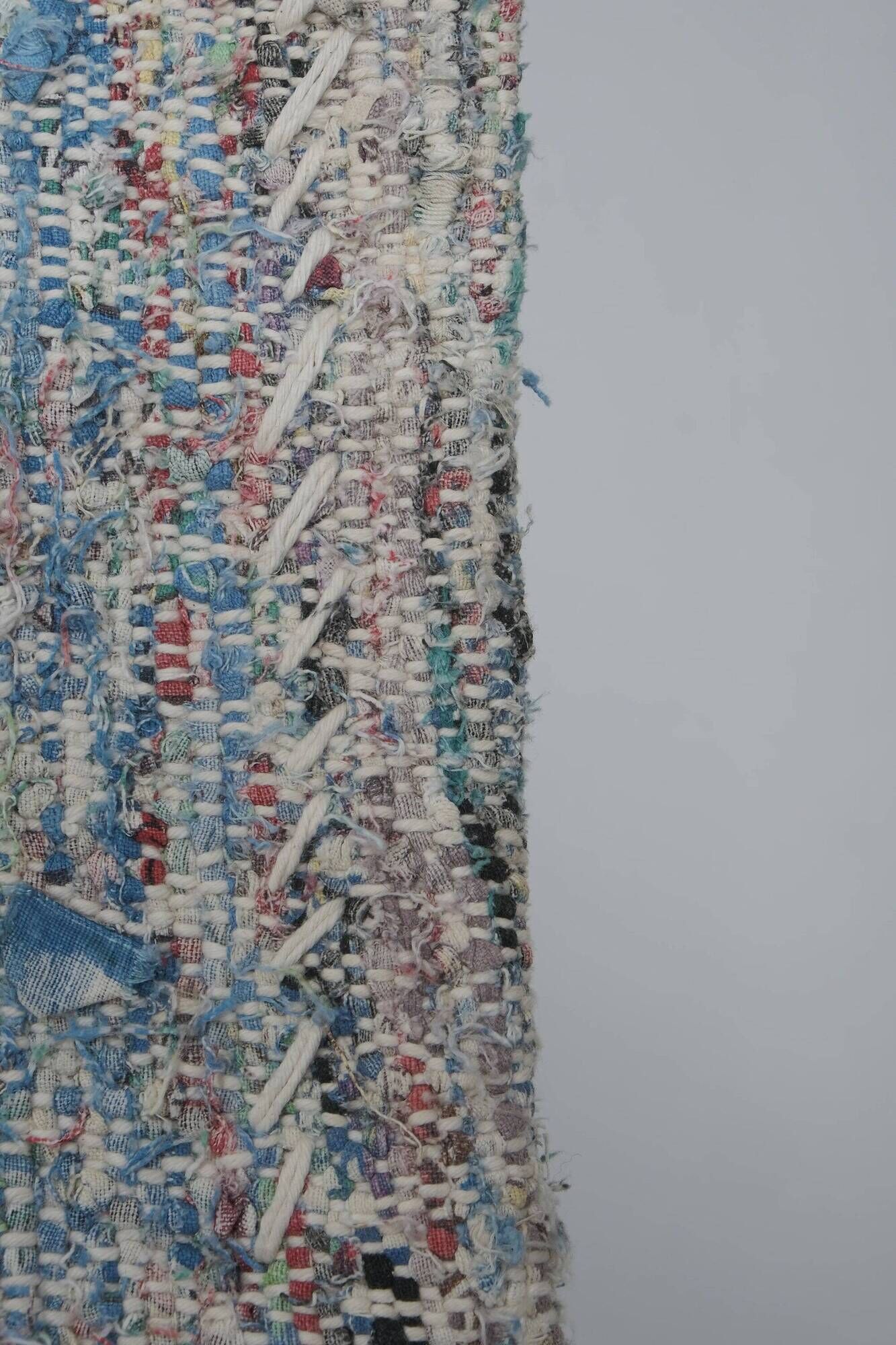 Vintage Turkish kilim, handwoven, 279x316 cm.