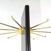 Portemanteau pivotant en bois laqué noir et laiton