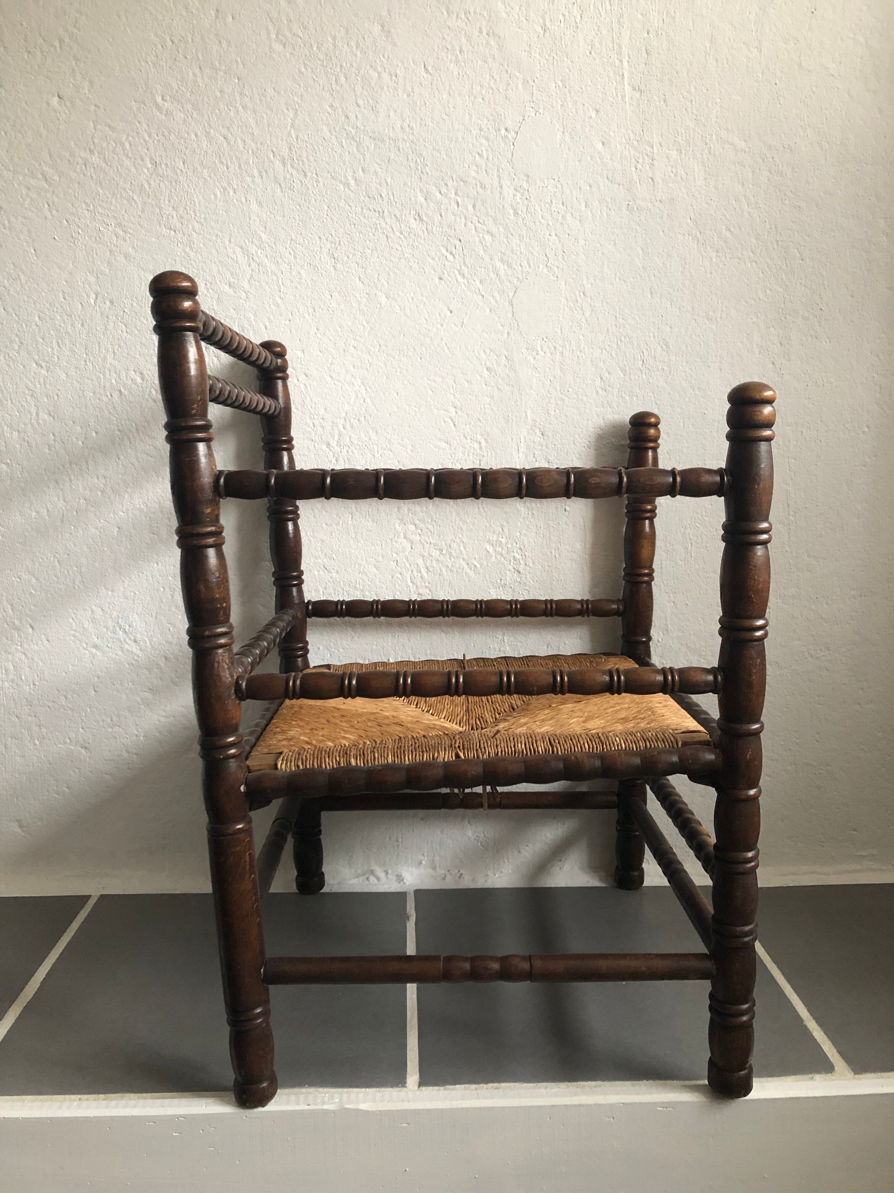 Paire de fauteuils anciens bois tourné