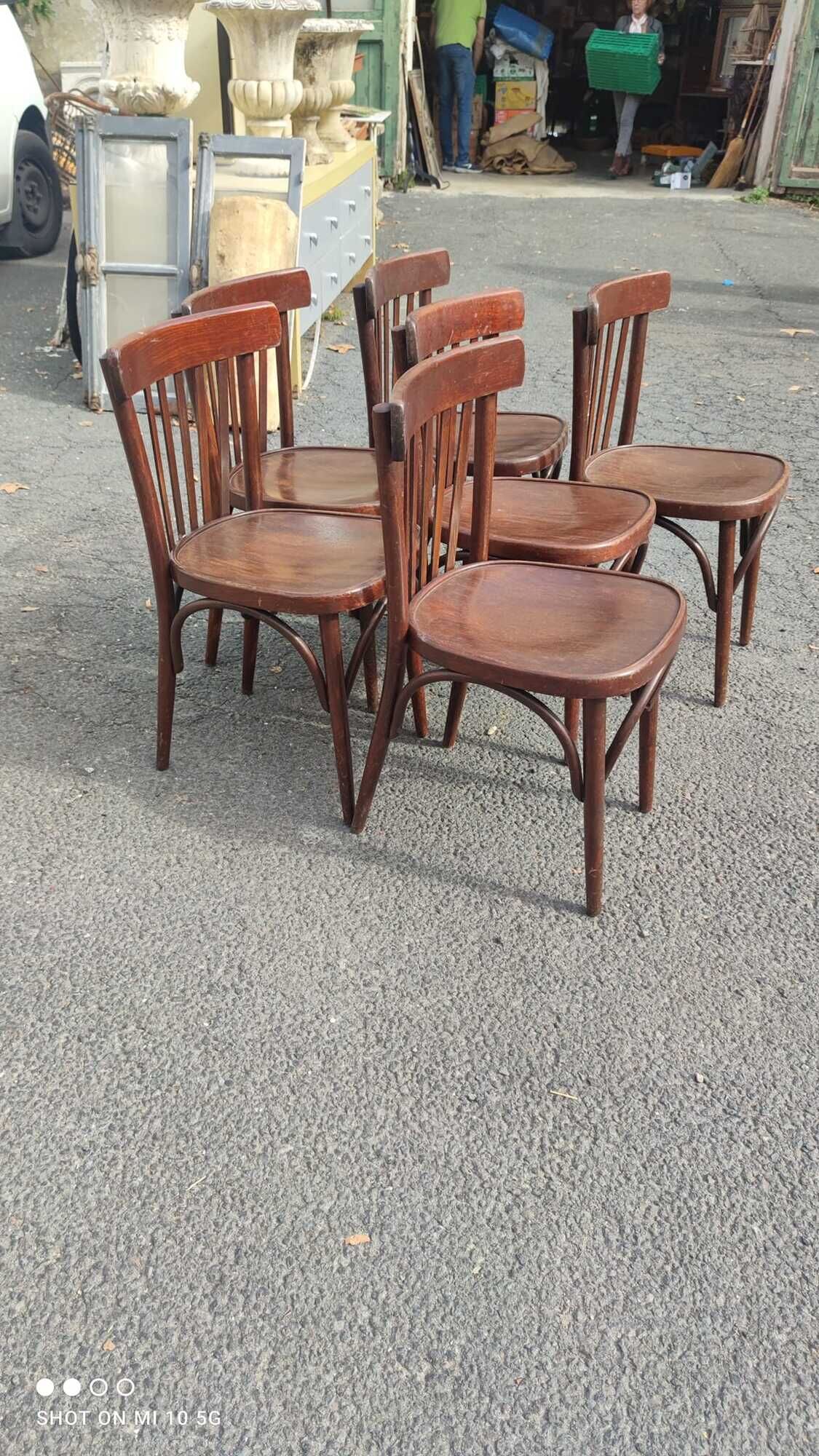 Series of 6 curved beech bistro chairs from Thonet around 1920/30