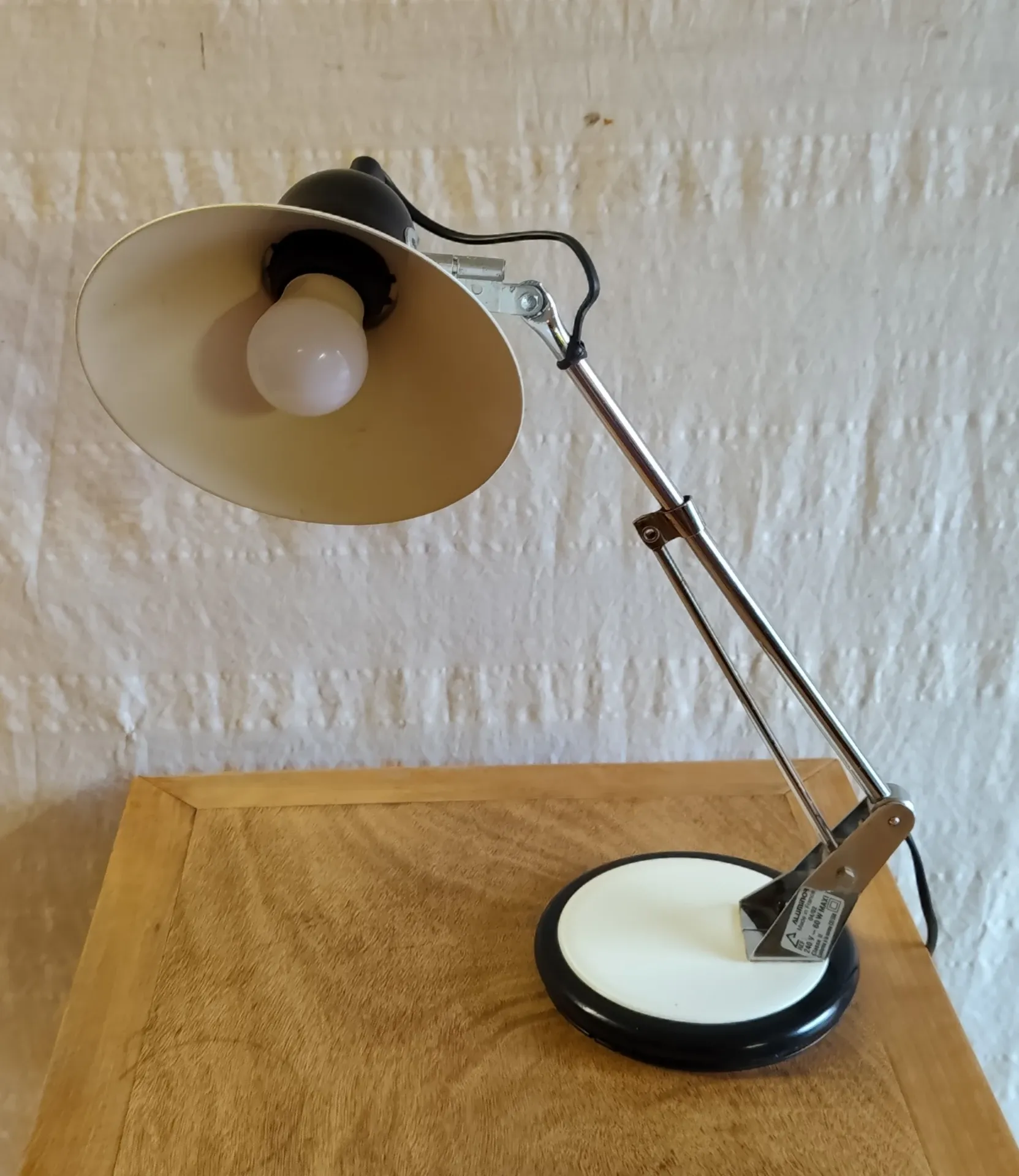 Articulated desk lamp by Aluminor (Fr.) - 1980s