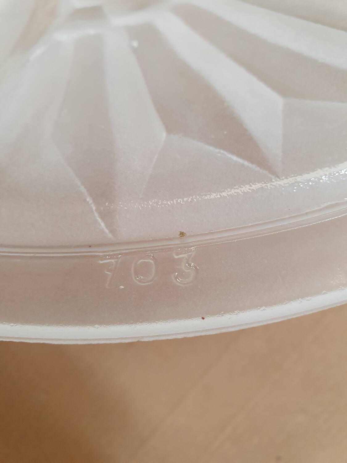 Art Deco Dégué basin ceiling light