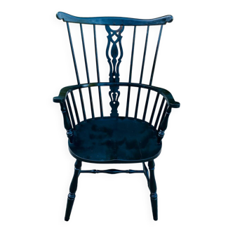 Windsor armchair