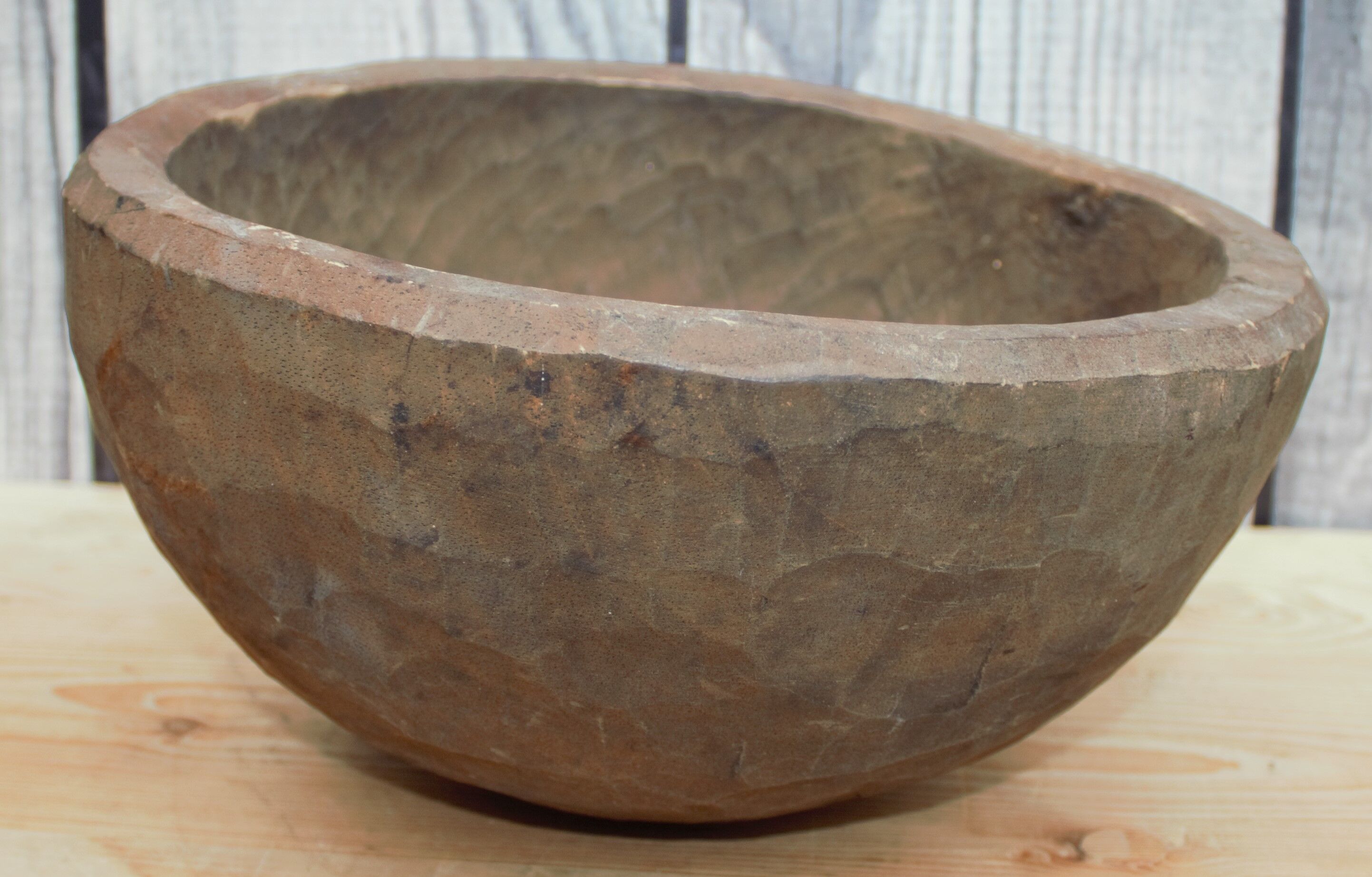 Wooden bowl decorative