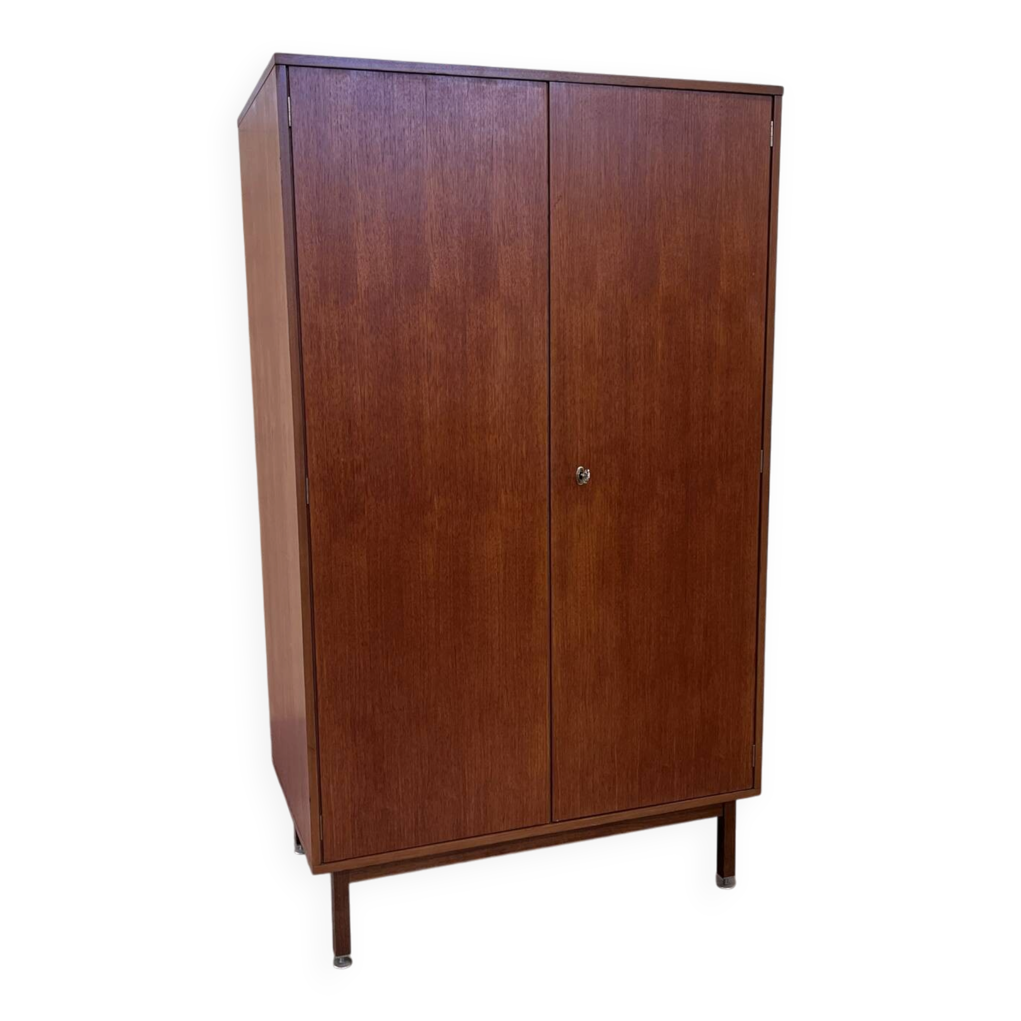 Vintage Combineurop wardrobe