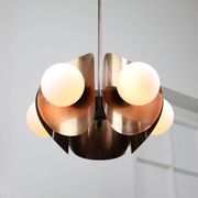 Lustre italien vintage en cuivre et opaline, années 70