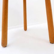Table d'appoint vintage en bois massif avec pieds arrondis