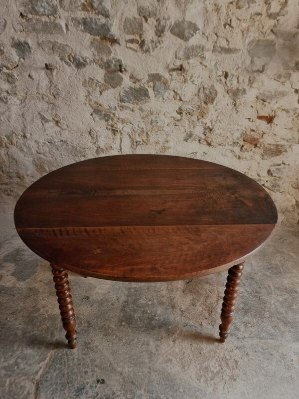 Table à manger pliante ancienne en noyer français, table à abattants, vers 1880–1920
