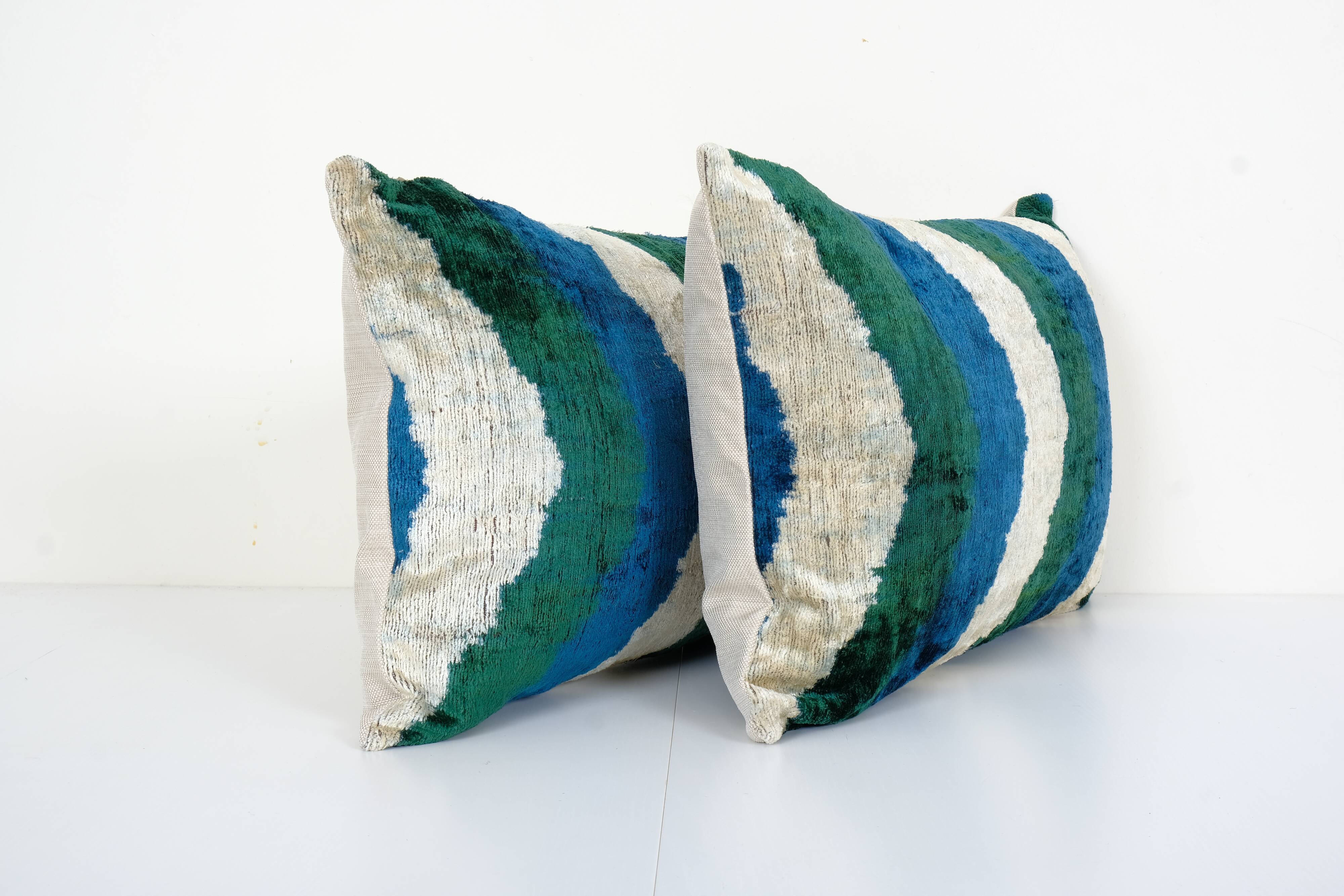 Pair of cushions