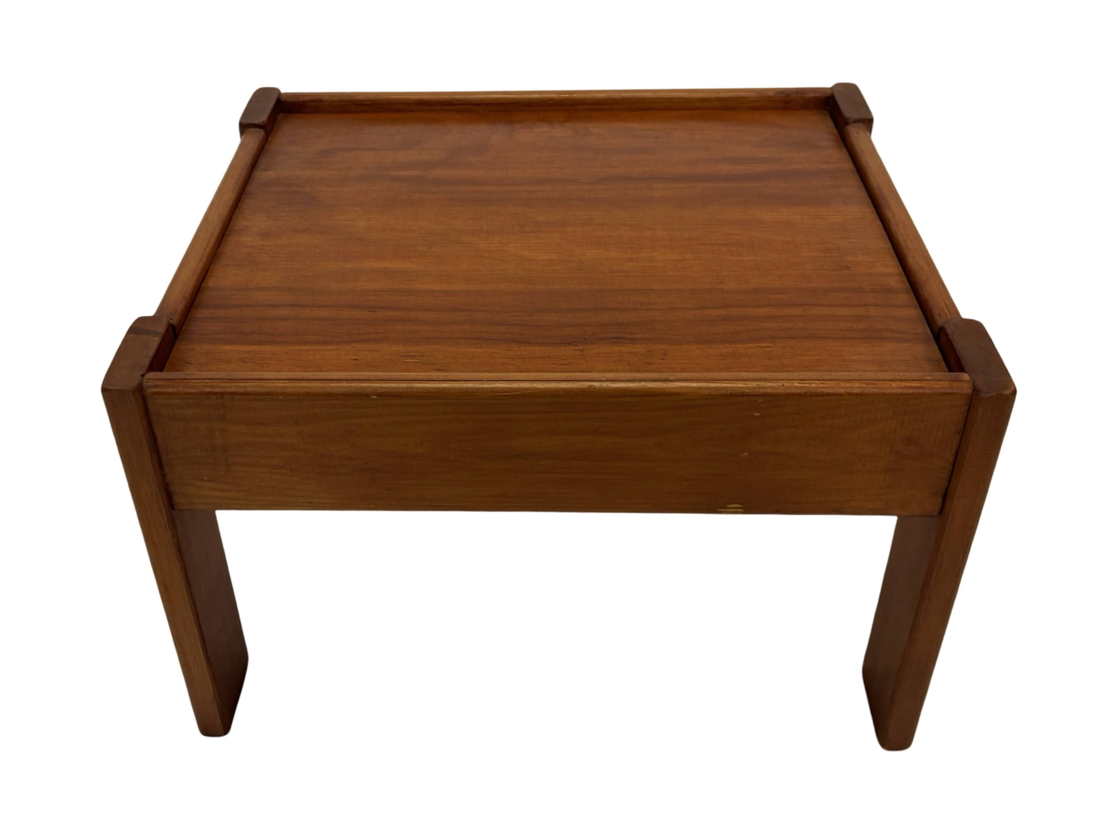 Vintage set of 3 side tables nesting pine wood 60s