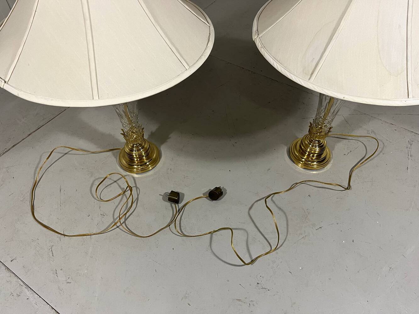 Hollywood Regency crystal & brass table lamps by Underwriters Laboratories Inc