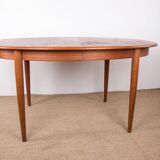 Danish oval teak dining table by Gudme Mobelfabrik 1960.