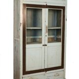 Armoire vitrée art déco en teck birman patine turquoise d’origine