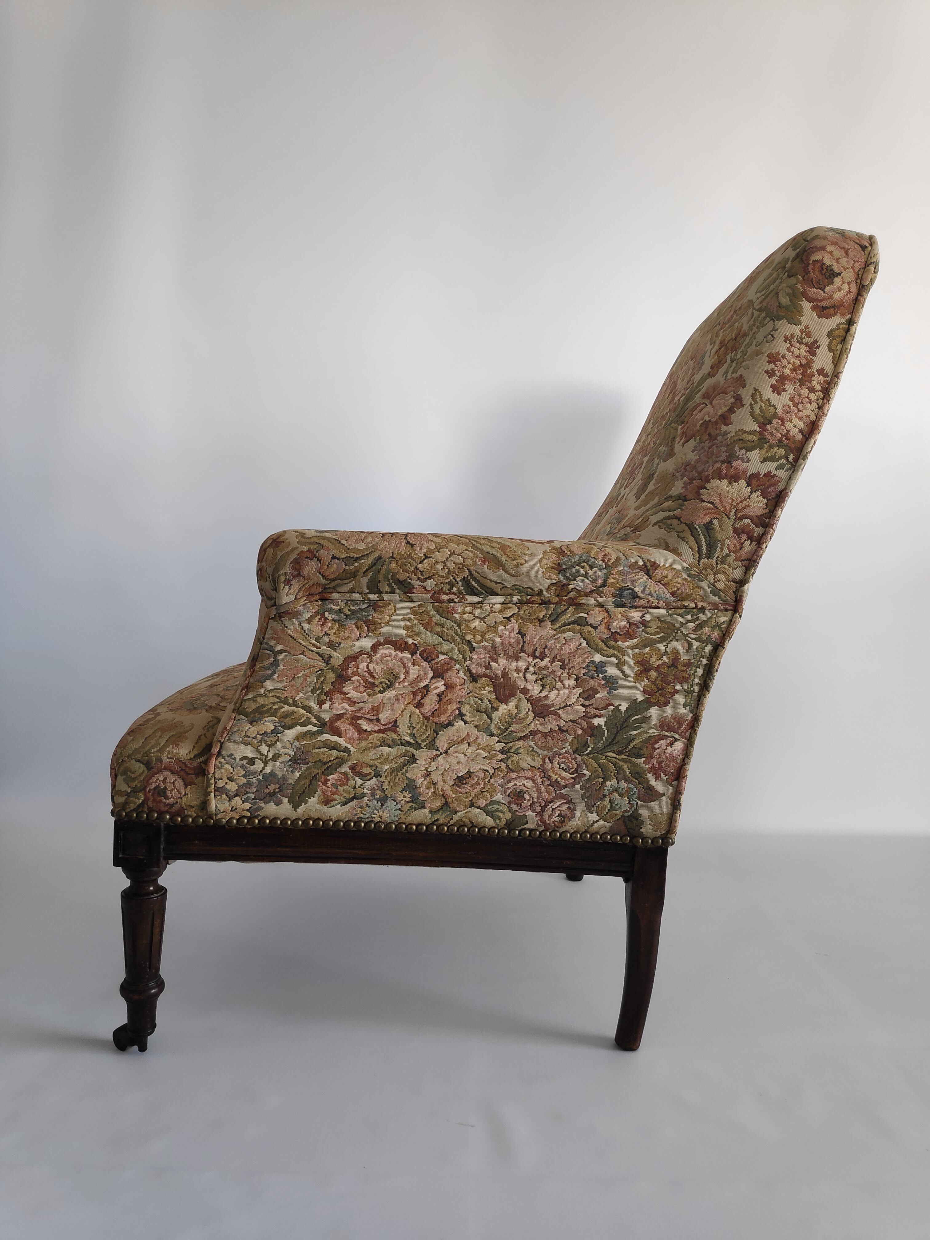 Napoleon III armchair in wood and floral patterned fabric