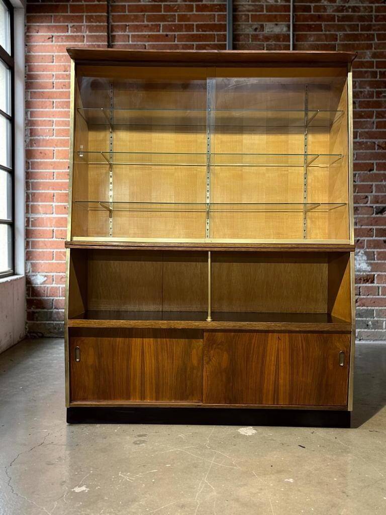 Vitrine vintage en bois XL haute / armoire murale / meuble