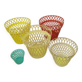 Set of 5 vintage plastic planters, 1950s