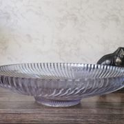 Striated glass cut