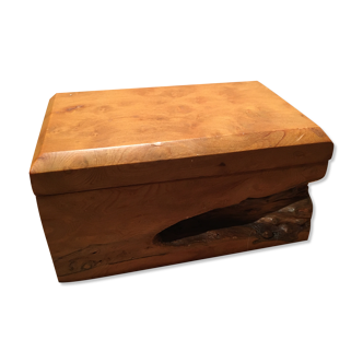 Wooden jewelry box