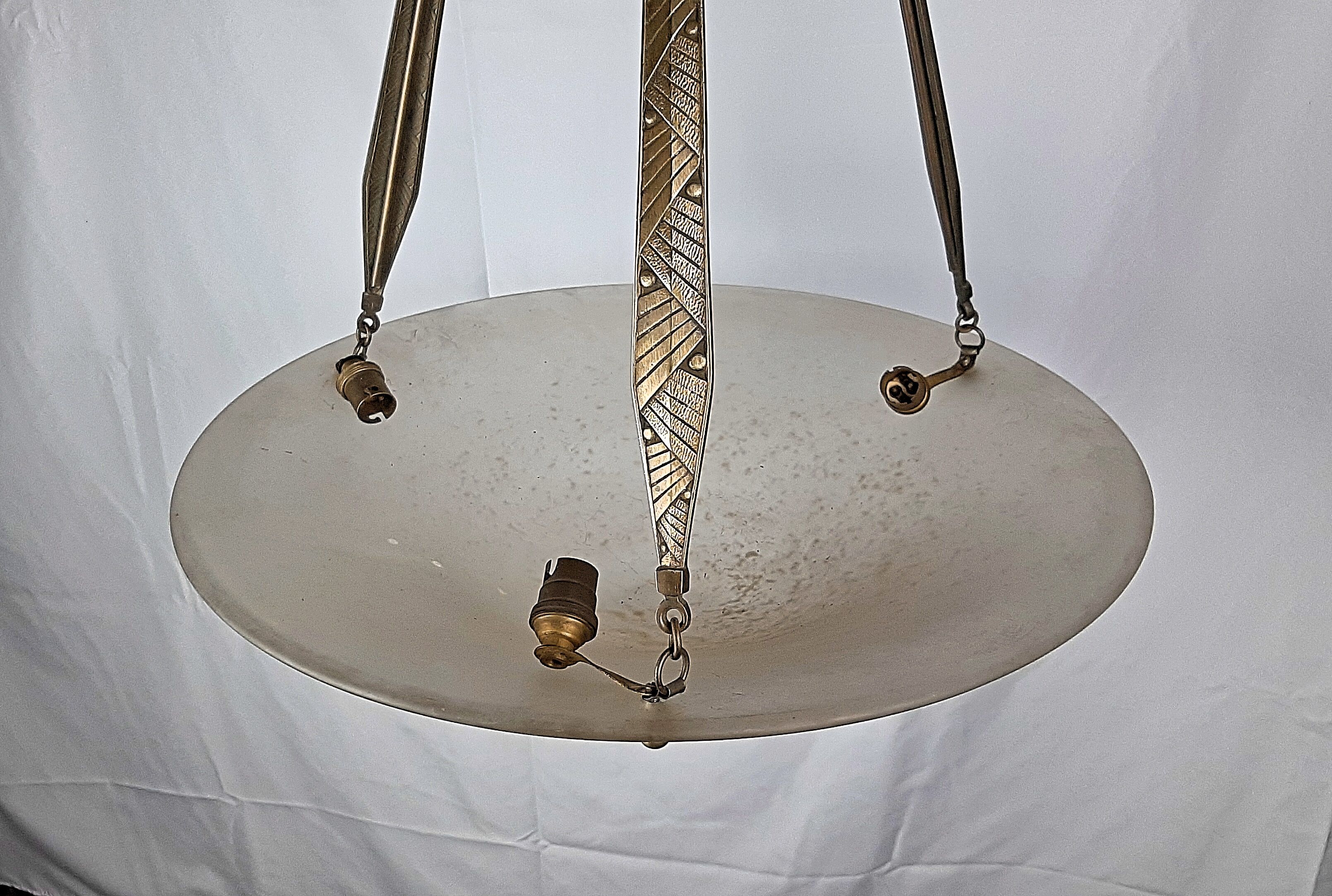 Suspension de schneider france vasque de 50cm monture en bronze