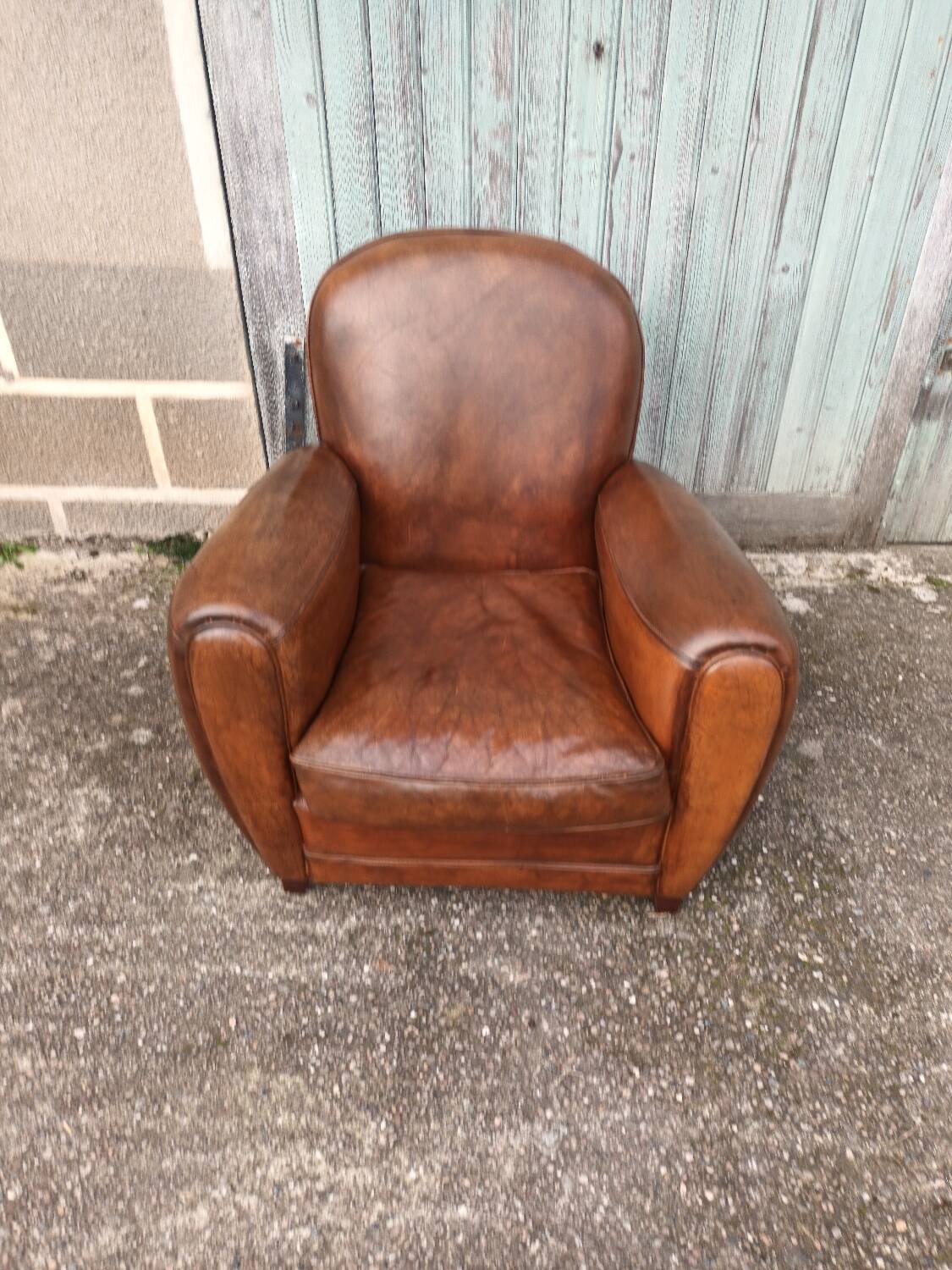 Leather club chair