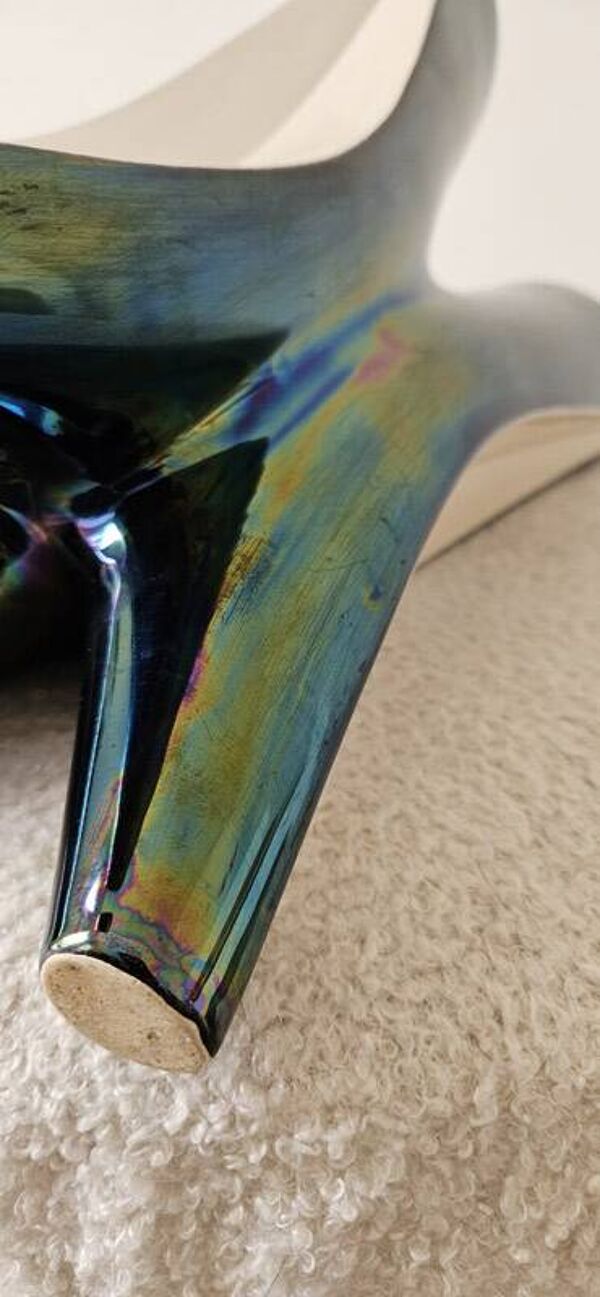 Vase sculptural tripode Verceram – Céramique émaillée irisée – Années 50–60