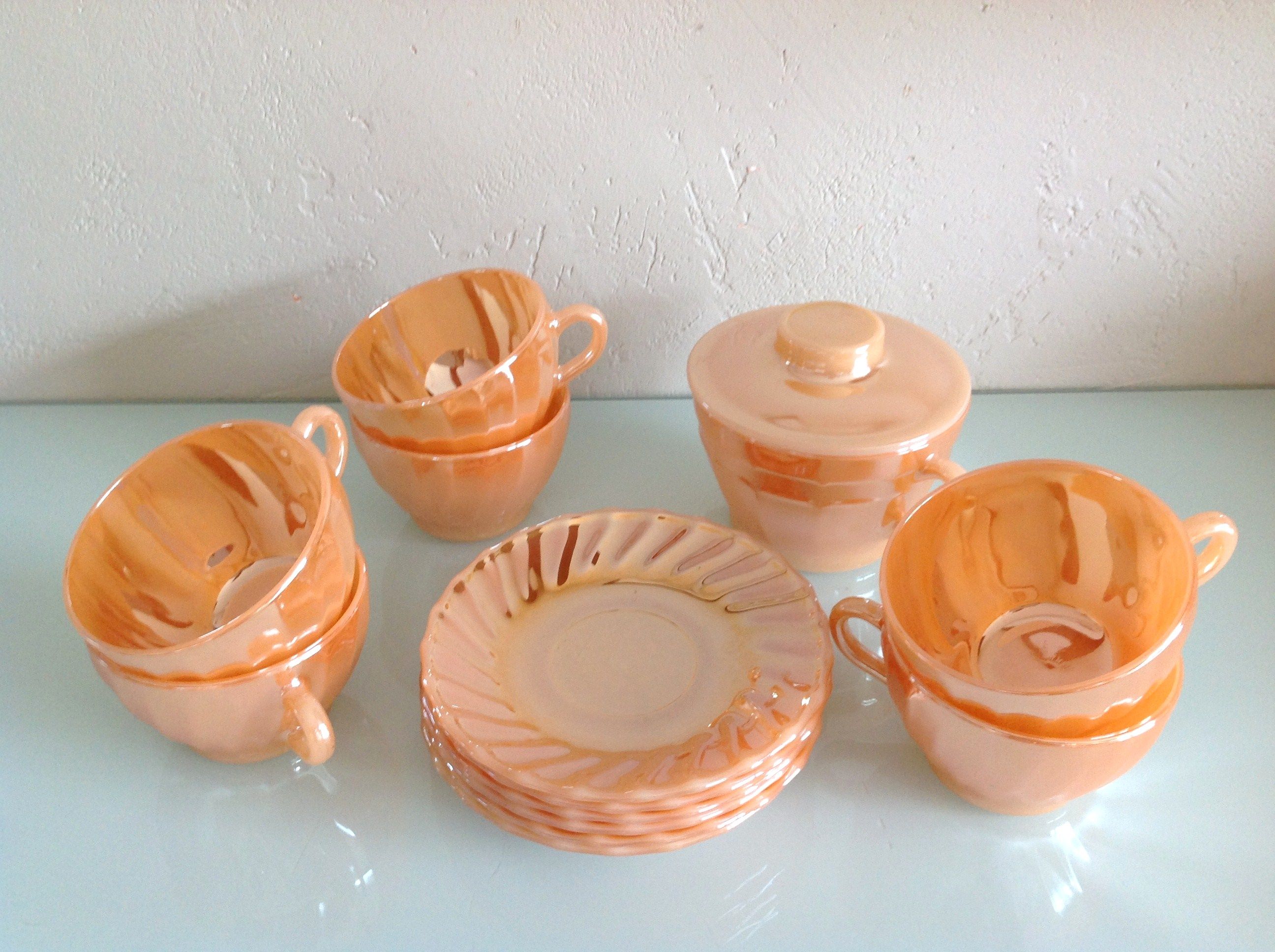 Set of six cups and pearly opaline sugar by Termocrisa / vintage 50-60