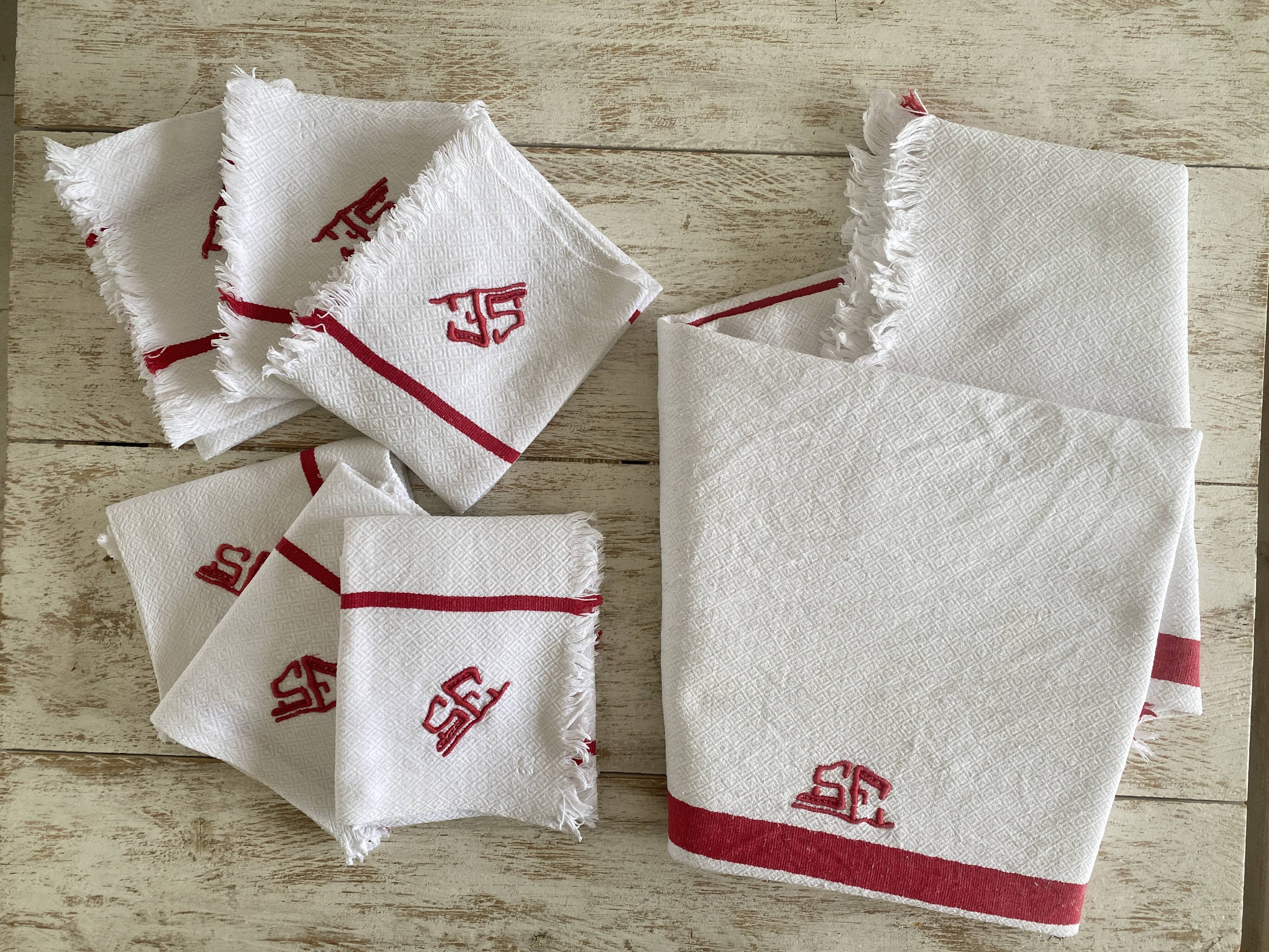 Set of antique tablecloths and 6 embroidered napkins SE - 140x125cm - cotton