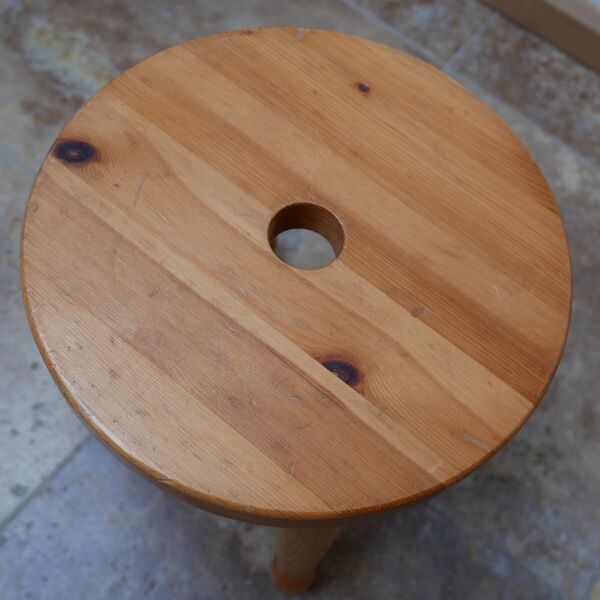 Tabouret suédois ou table latérale de pin du milieu du siècle